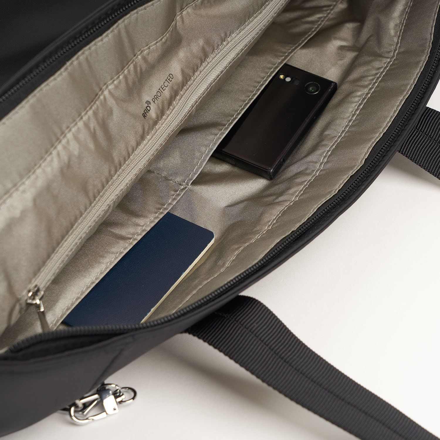 HIC417/316-01 Сумка женская HIC417 Erika Tote RFID Hedgren Inner City  - Вид №4