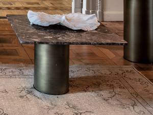 Квадратный мраморный журнальный столик