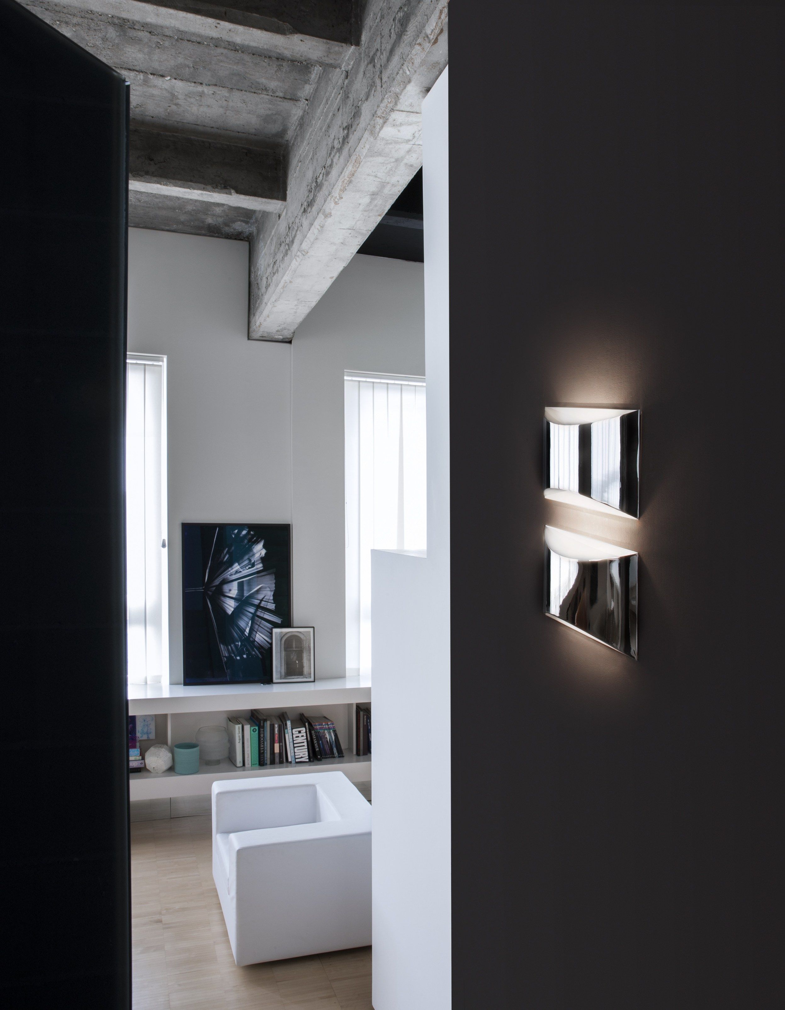 Окрашенный металлический настенный светильник Oluce KELLY - 791 BI ARCH-00049046 - Вид №2