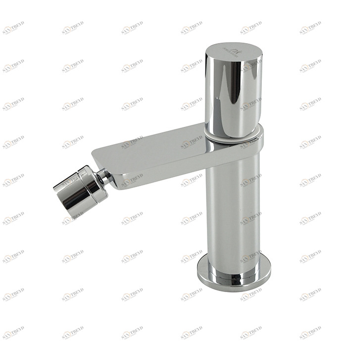 Смеситель для биде, однорычажный, 3/8 дюйма. Керамический картридж Ø25 мм. Длина шлангов 487 мм. Со съемным сливным набором 1 1/4 ”. Аэратор «Плюс». Открытие для холодной воды. Расход 10,8 л / мин. при 3 барах.  Forma oval NOKEN 100143705  CHROME 