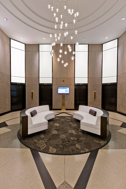 FSRT668 Система облицовки стен Levele с плавающими панелями и индивидуальными панелями из нержавеющей стали с льняной отделкой в ​​центре заботы и открытий, университет медицины Чикаго, Чикаго, Иллинойс Forms-surfaces  - Вид №20