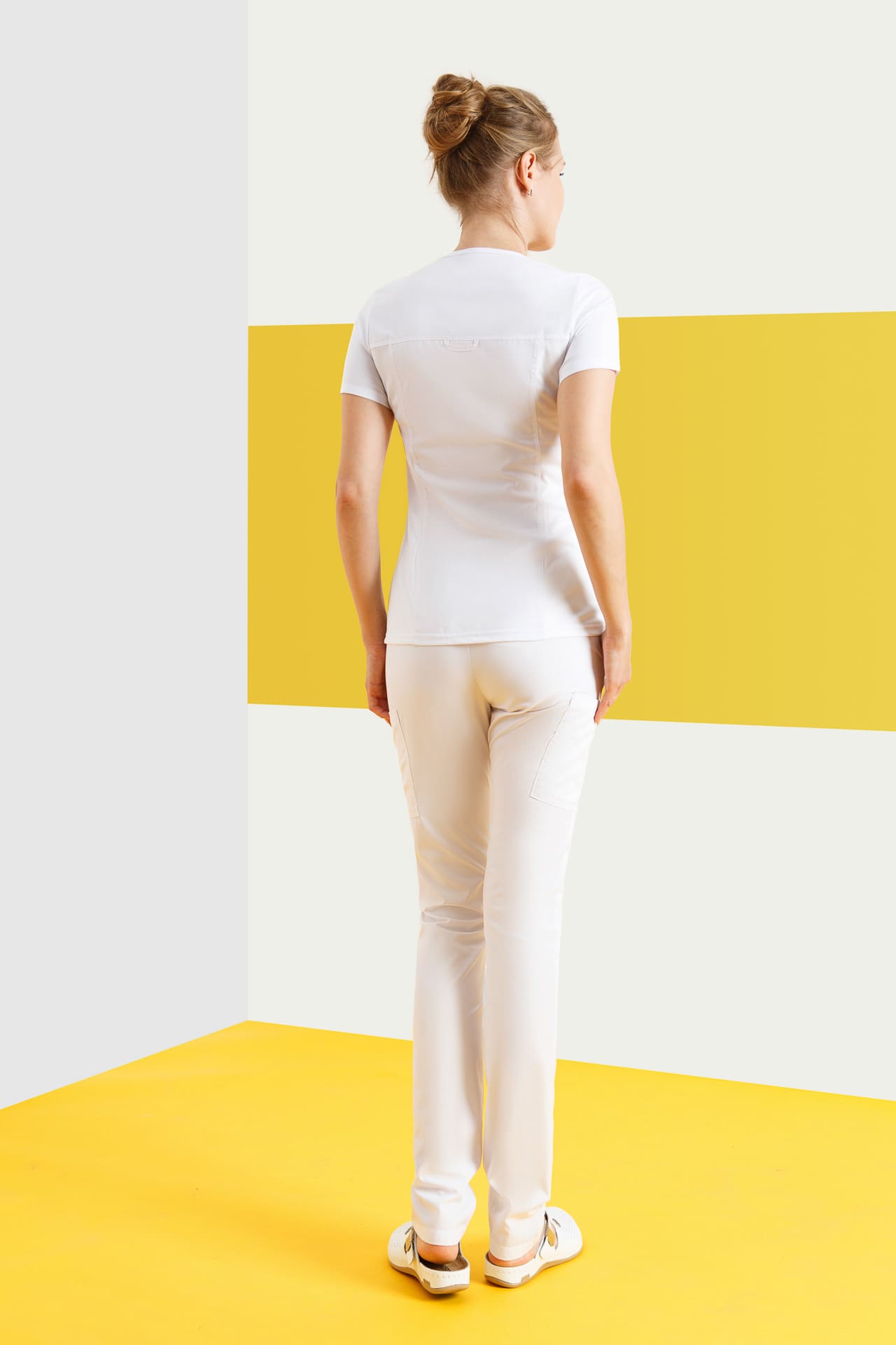 67982 Блузка женская WHITE (белый) GVENN  Медицинская одежда  размер 50 (XL)  - Вид №4