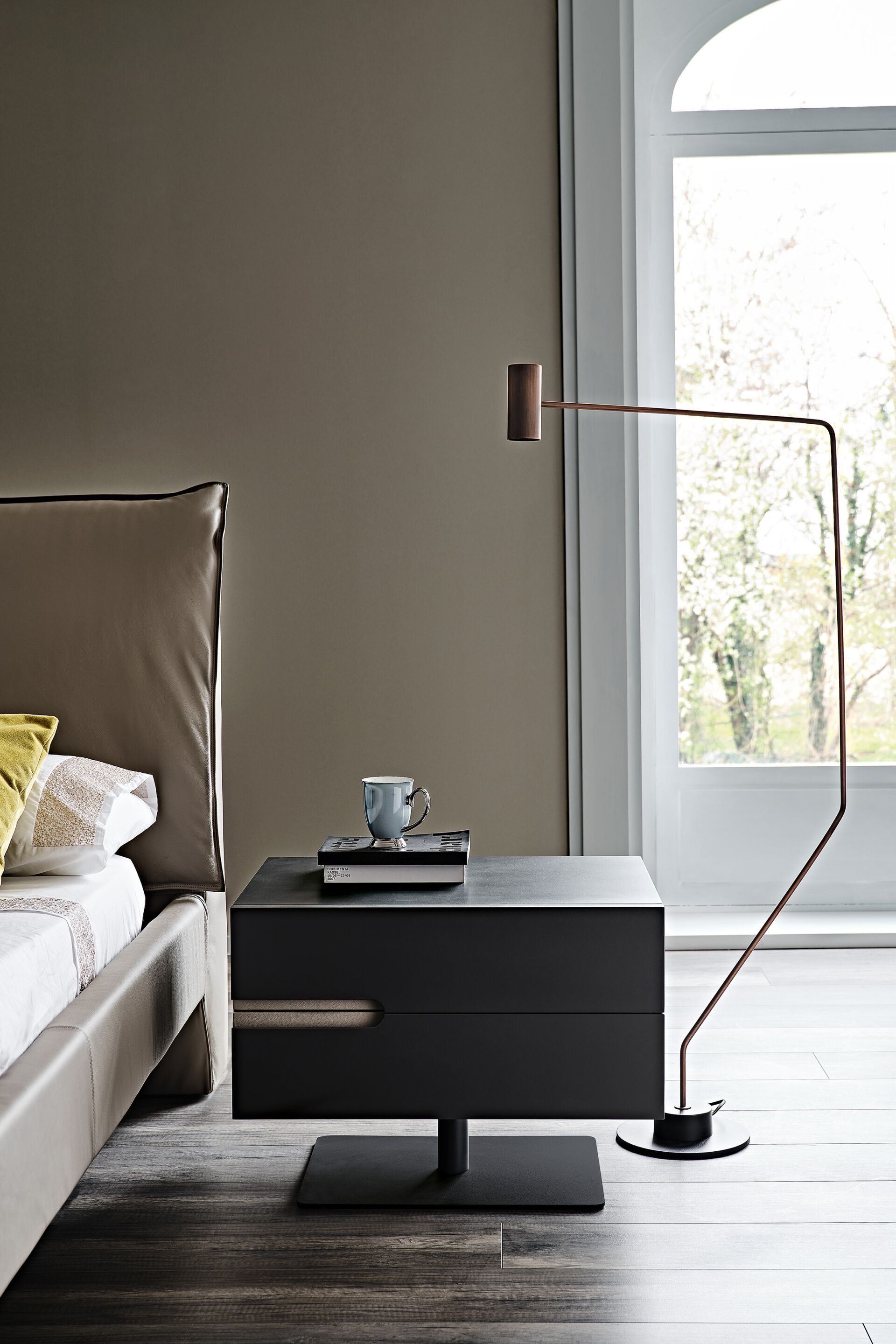 Деревянная тумбочка с ящиками Cattelan italia Ciro ARCH-00037712 - Вид №3