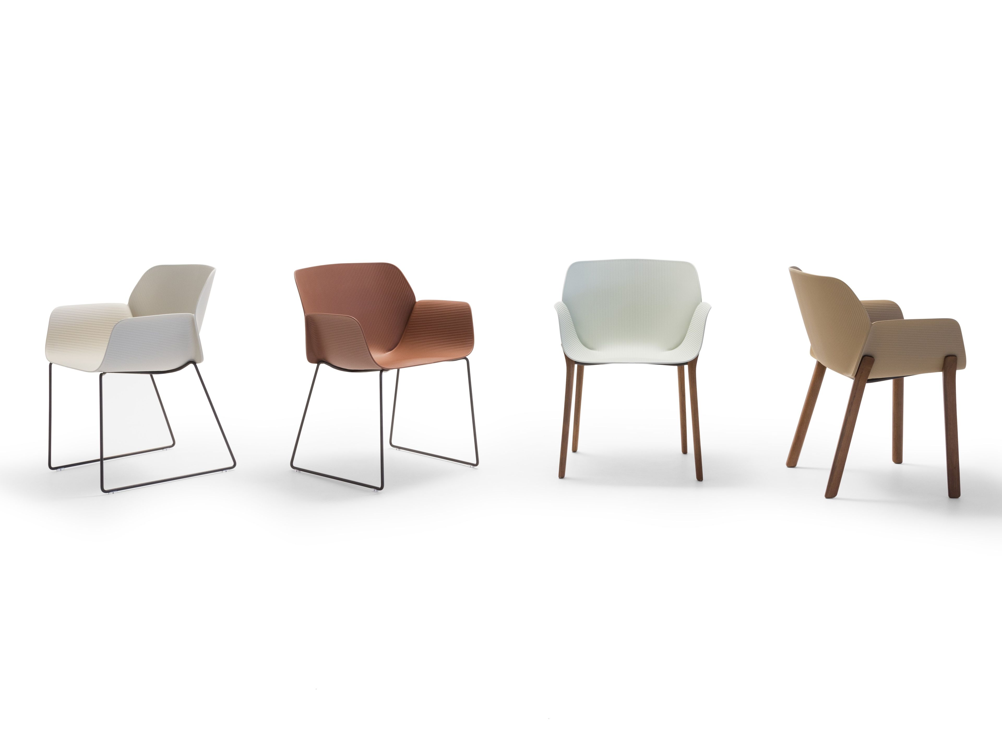 Пластиковый стул для сада с подлокотниками Andreu World Nuez Outdoor ARCH-00142838 - Вид №1