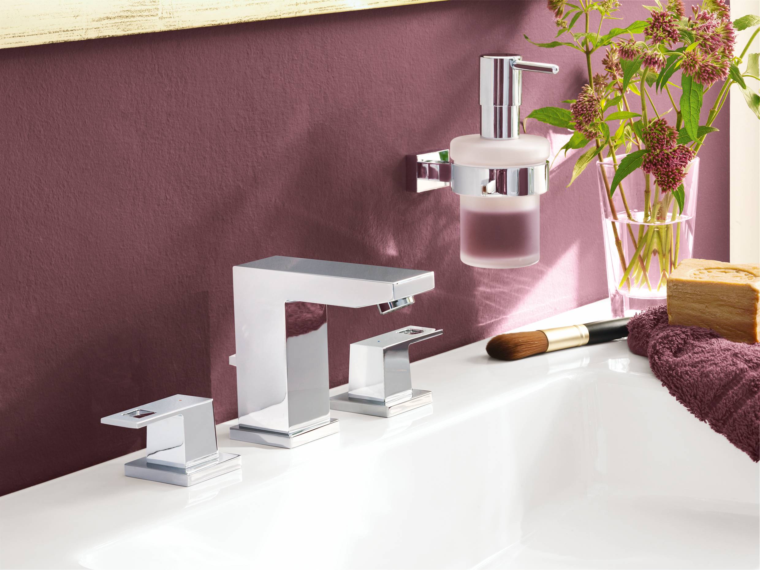 40508000 Держатель для стакана или мыльницы Grohe Essentials Cube хром - Вид №4