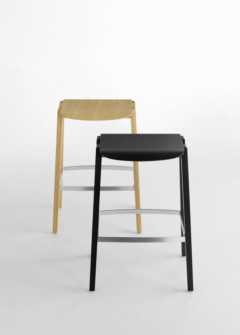 Crassevig Высокий табурет из массива дерева с подставкой для ног Mixis sun-id-1492941 - Вид №3