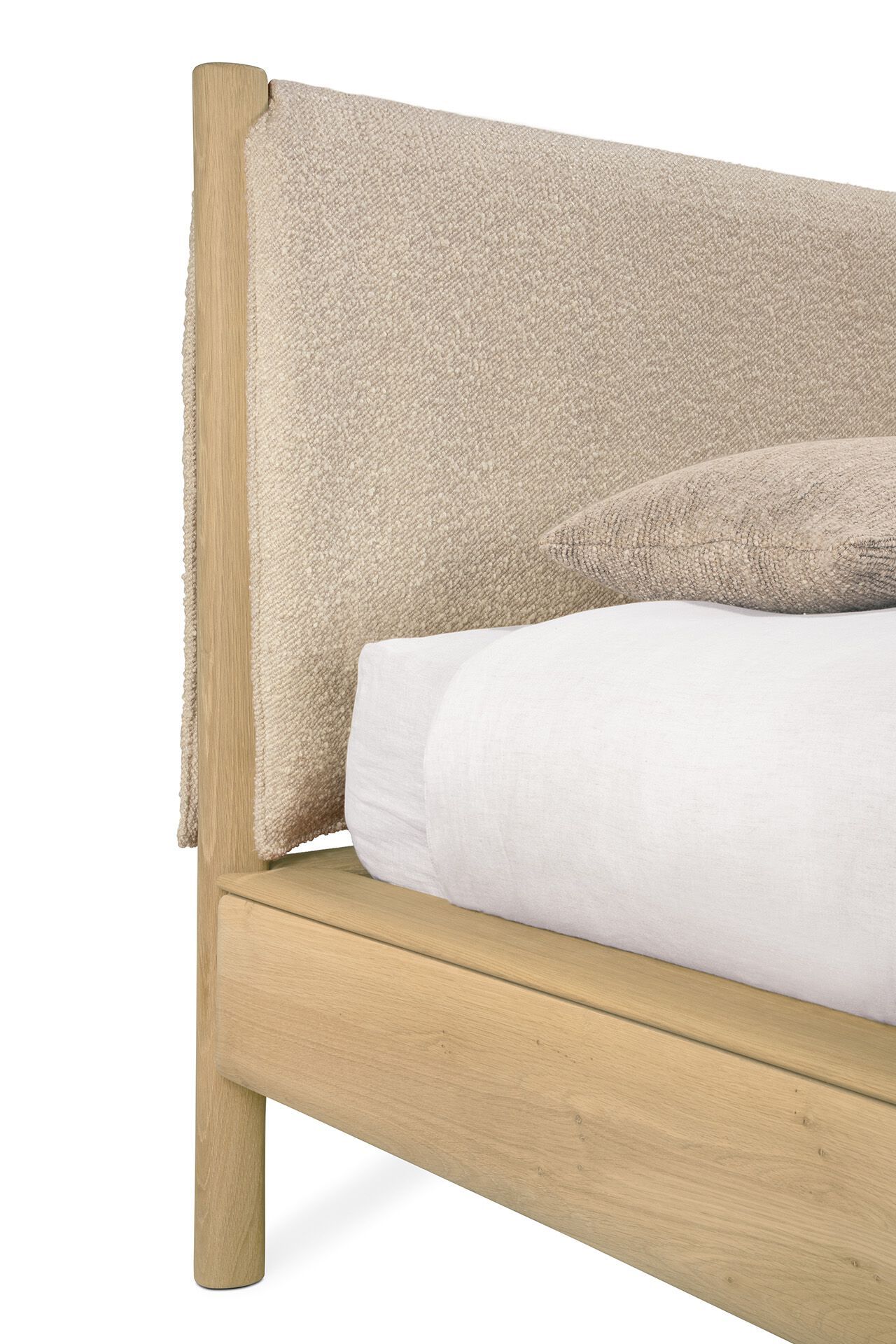 Дубовая двуспальная кровать Ethnicraft PI ARCH-00060629 - Вид №6