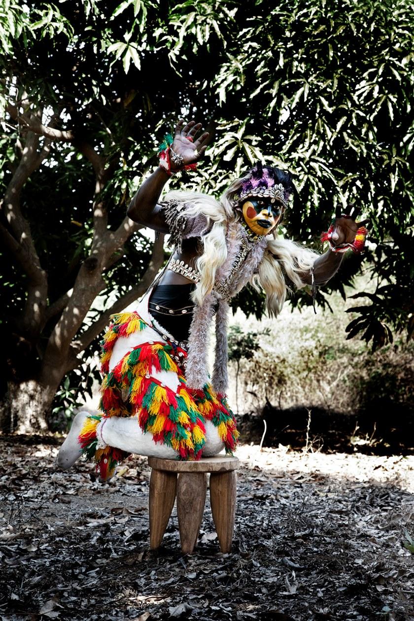 Pols Potten Низкий деревянный табурет  500-030-002  - Вид №1