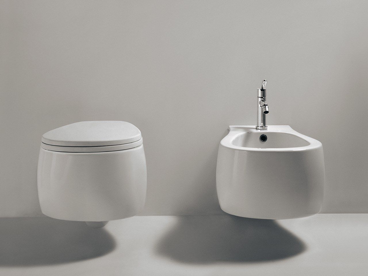 Керамический подвесной туалет Agape груша ARCH-00011500 - Вид №2