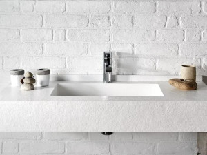 Прямоугольная подвесная раковина из Акрона©