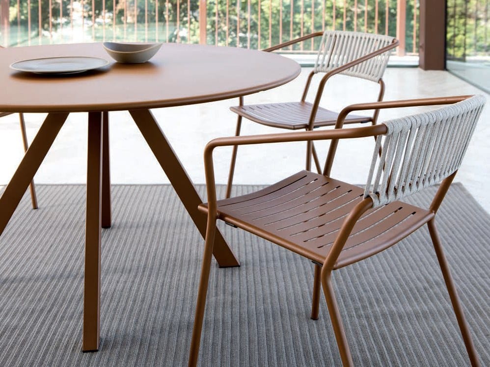 Металлический штабелируемый садовый стул с подлокотниками Vermobil ARCH-00090276 - Вид №7