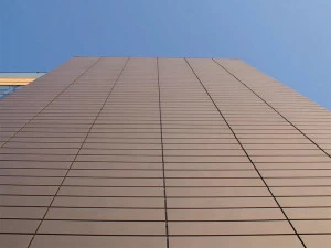 VMZINC Вентилируемый фасад из титан-цинка с ламелями