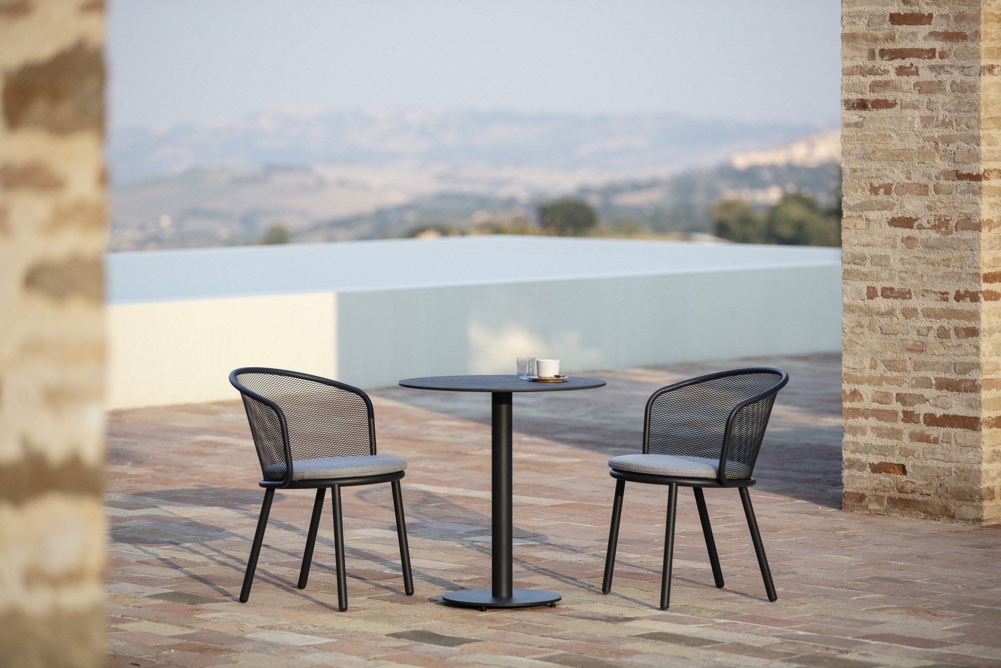 Круглый стол Todus Branta ARCH-00111738 - Вид №2