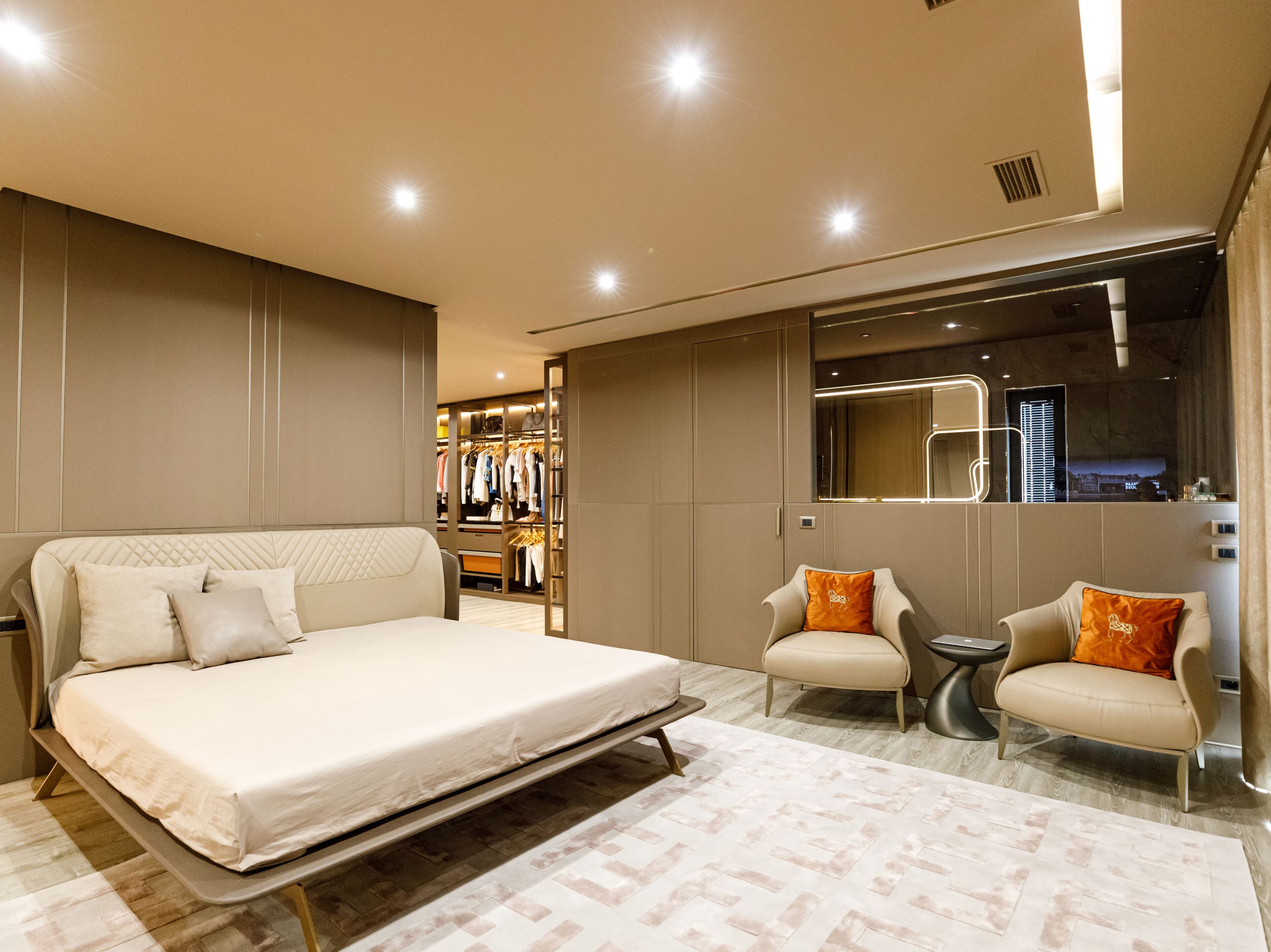 Кожаное кресло с подлокотниками ABLE Amphora ARCH-00113285 - Вид №5