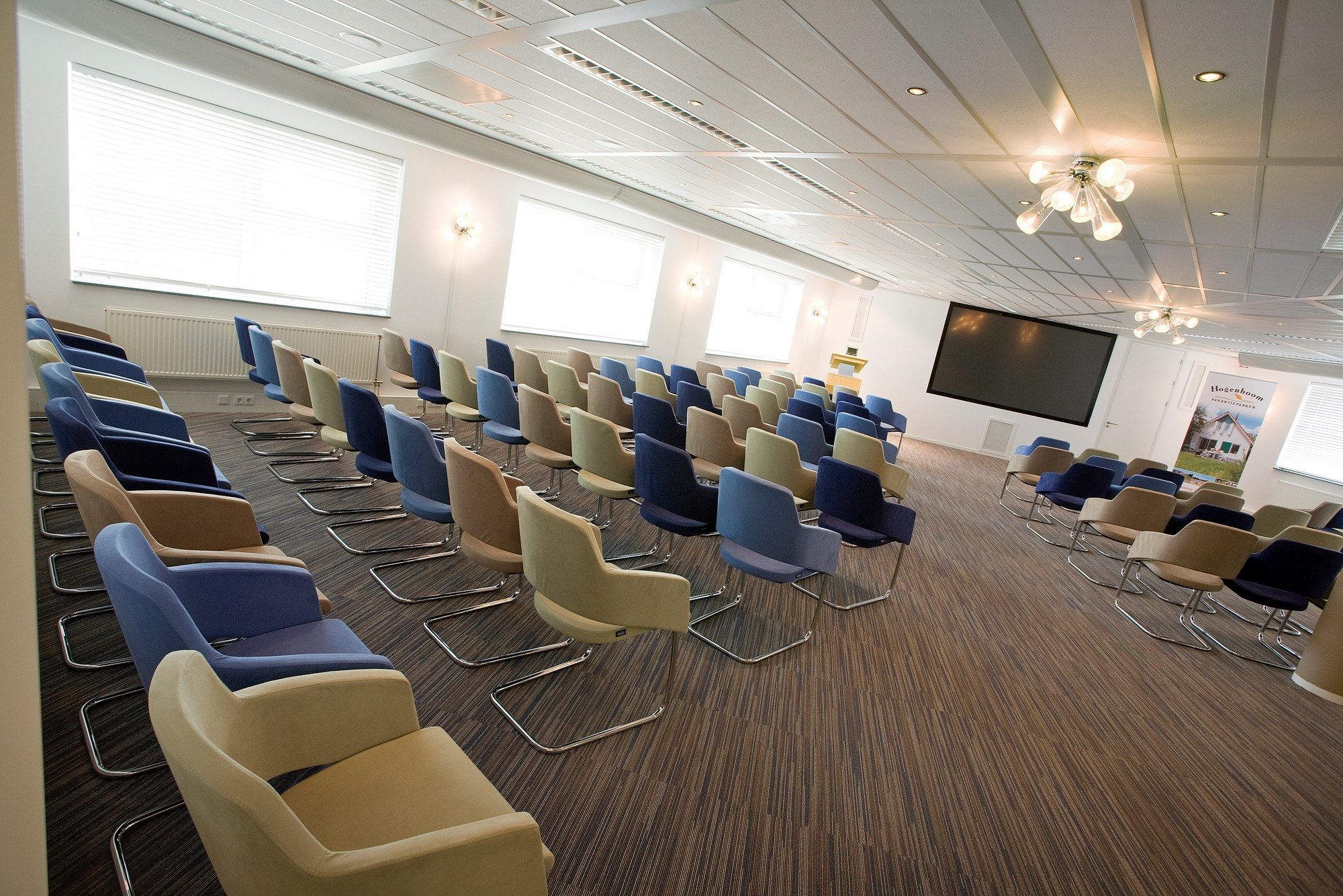 Мягкий стул на базе саней SITIA Major ARCH-00122273 - Вид №3