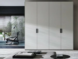 Molteni & C. Распашная лакированная дверь для шкафов-купе Gliss