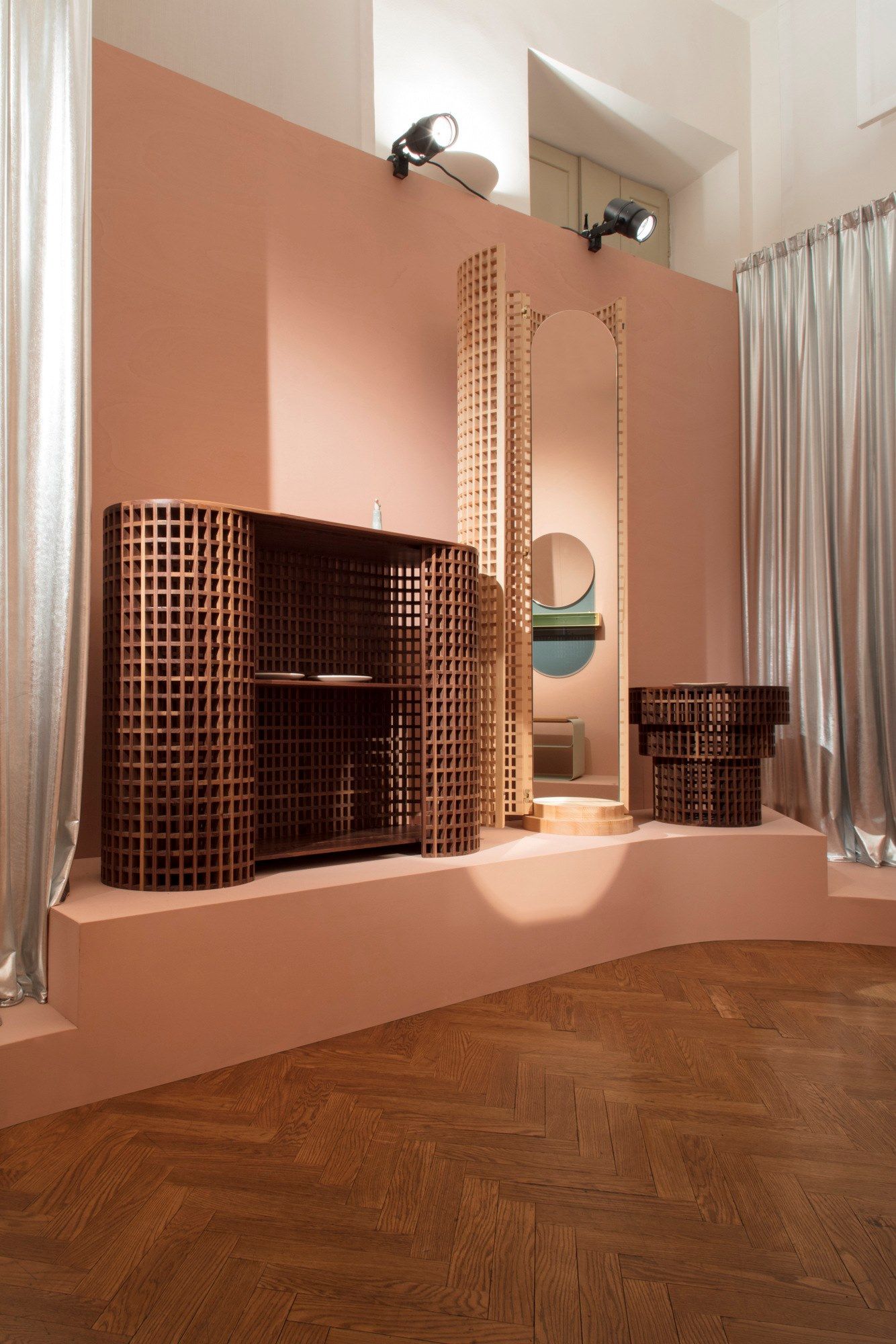 Круглый журнальный столик из грецкого ореха Medulum Carabottino ARCH-00112476 - Вид №5