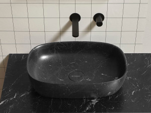 Овальная столешница из черного мрамора Marquina