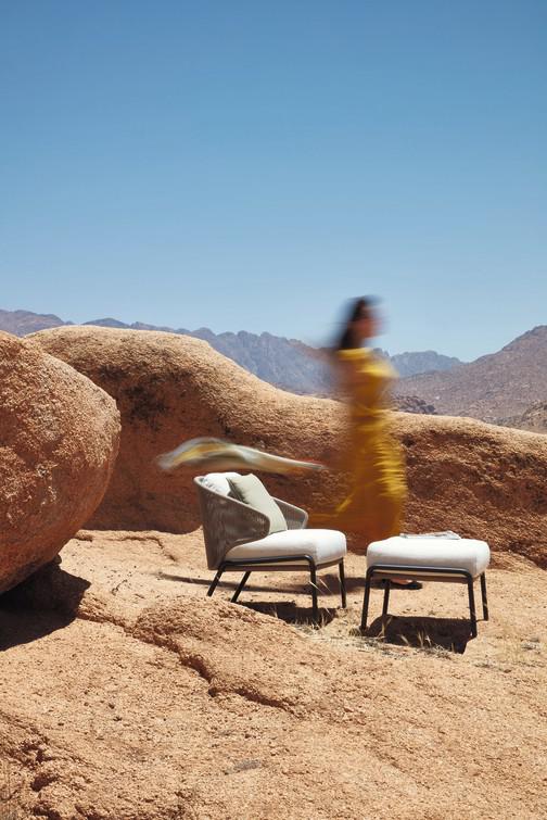 MNST19 Подставка для ног лава бронза Manutti Radius - Вид №8