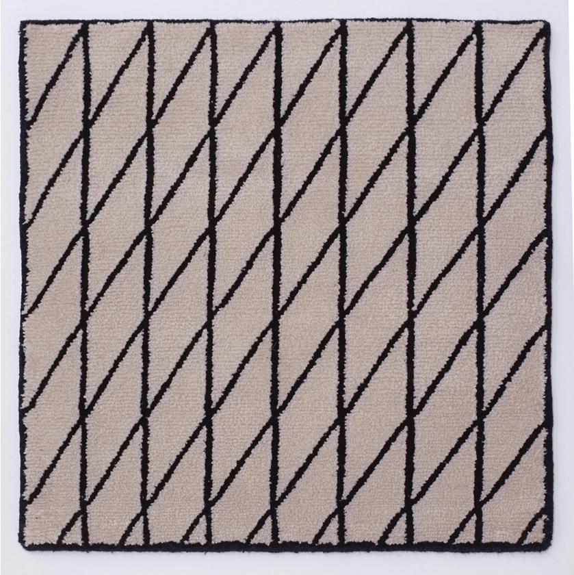 I + I Коврик из шерсти, вискозы и хлопка с геометрическими мотивами  C 105  - Вид №1