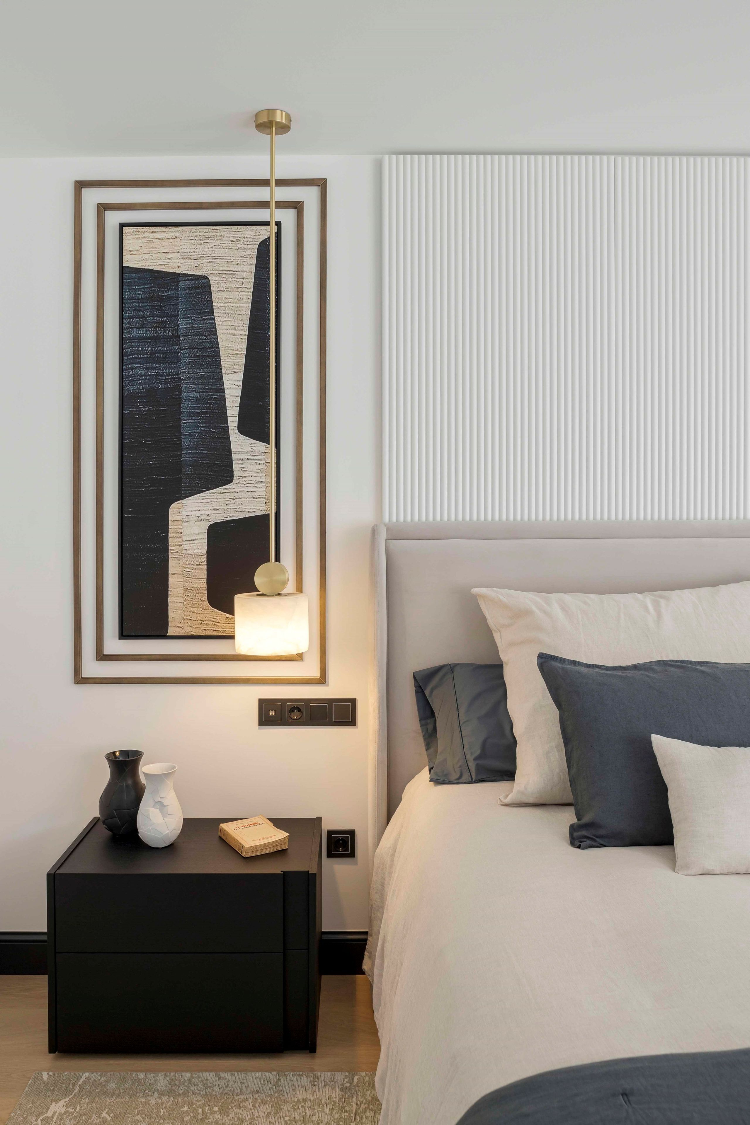 Двуспальная кровать из ткани с мягким изголовьем Stylish Club Porto ARCH-00034730 - Вид №10