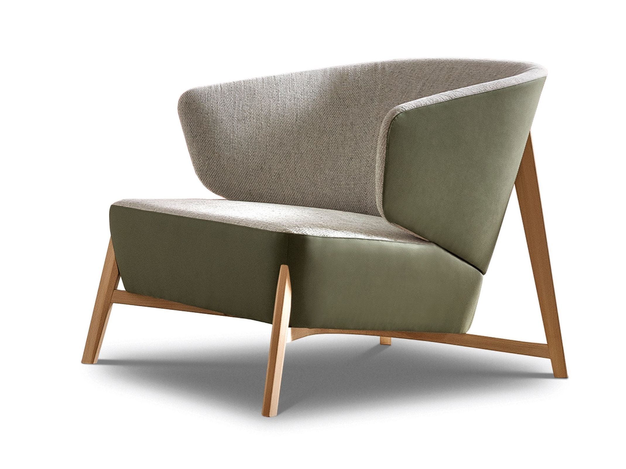 Кресло из ткани и кожи с деревянной основой Innova Imbottiti Арсенал ARCH-00113089