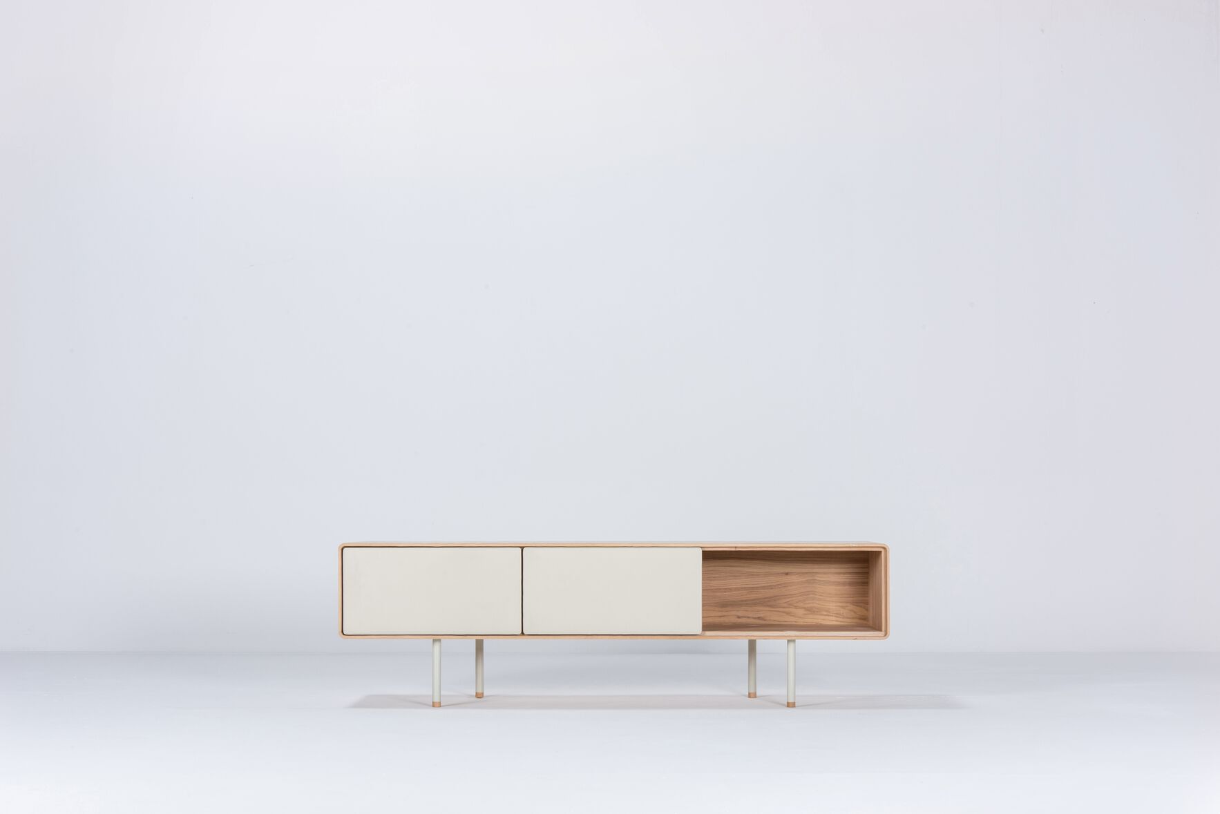 Дубовый шкаф для телевизора с ящиками Gazzda ARCH-00146365 - Вид №8