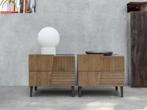 Devina Nais Прикроватная тумбочка из массива дерева