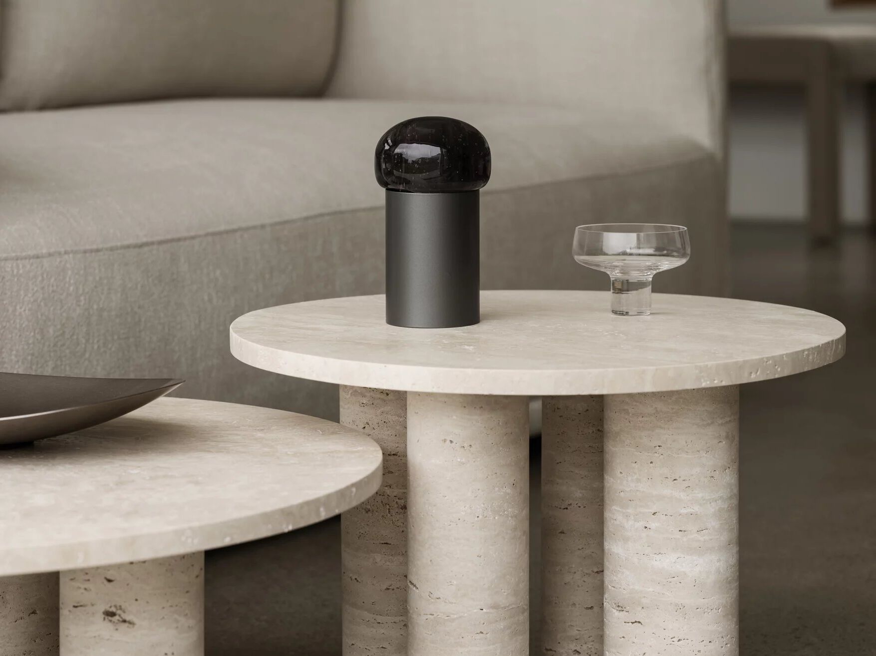 Травертин круглый журнальный столик blomus волос ARCH-00095528 - Вид №5