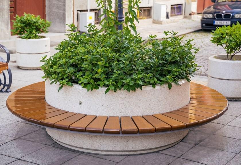 ENCHO ENCHEV - ETE Круглая скамья из бетона со встроенной сеялкой  92  - Вид №7