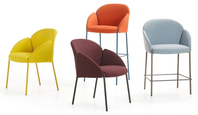 Artifort Высокий табурет из ткани с подлокотниками со спинкой Andrea sun-id-1435213 - Вид №1