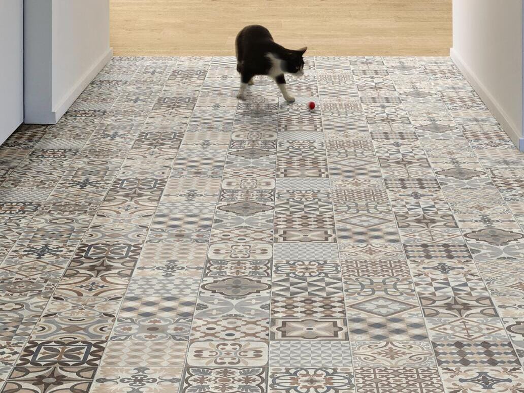 Нескользящий виниловый пол с цементным эффектом BEAUFLOR Sonipro ARCH-00062033