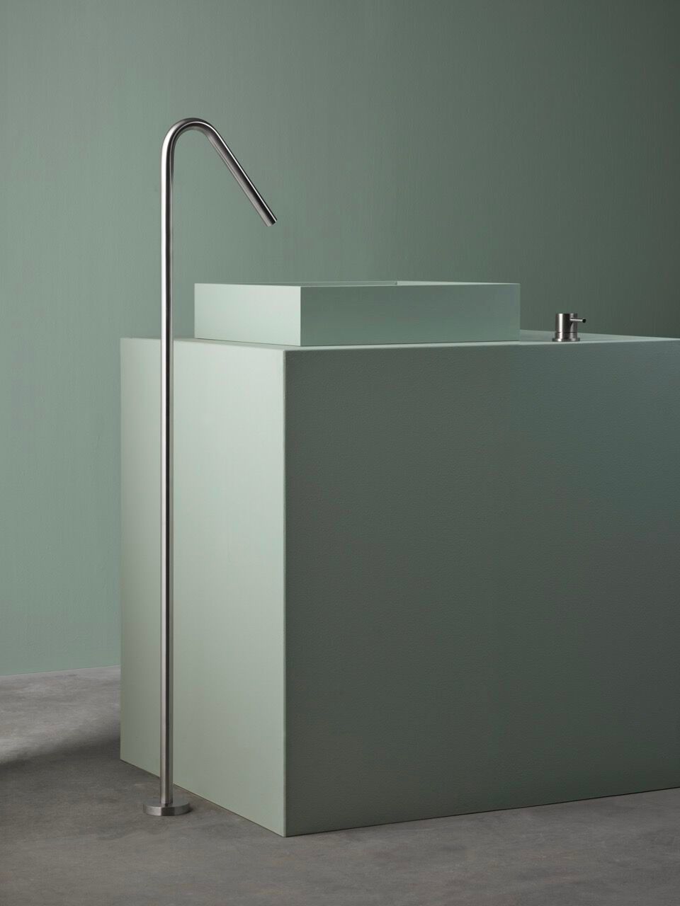 Напольная дозирующая насадка из нержавеющей стали для умывальника BEAMTECH Level ARCH-00002696 - Вид №1