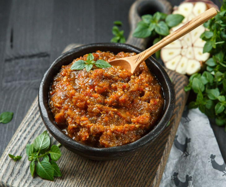 3729 Икра баклажанная Зинаида и Сергей Белан Вкусляндия 