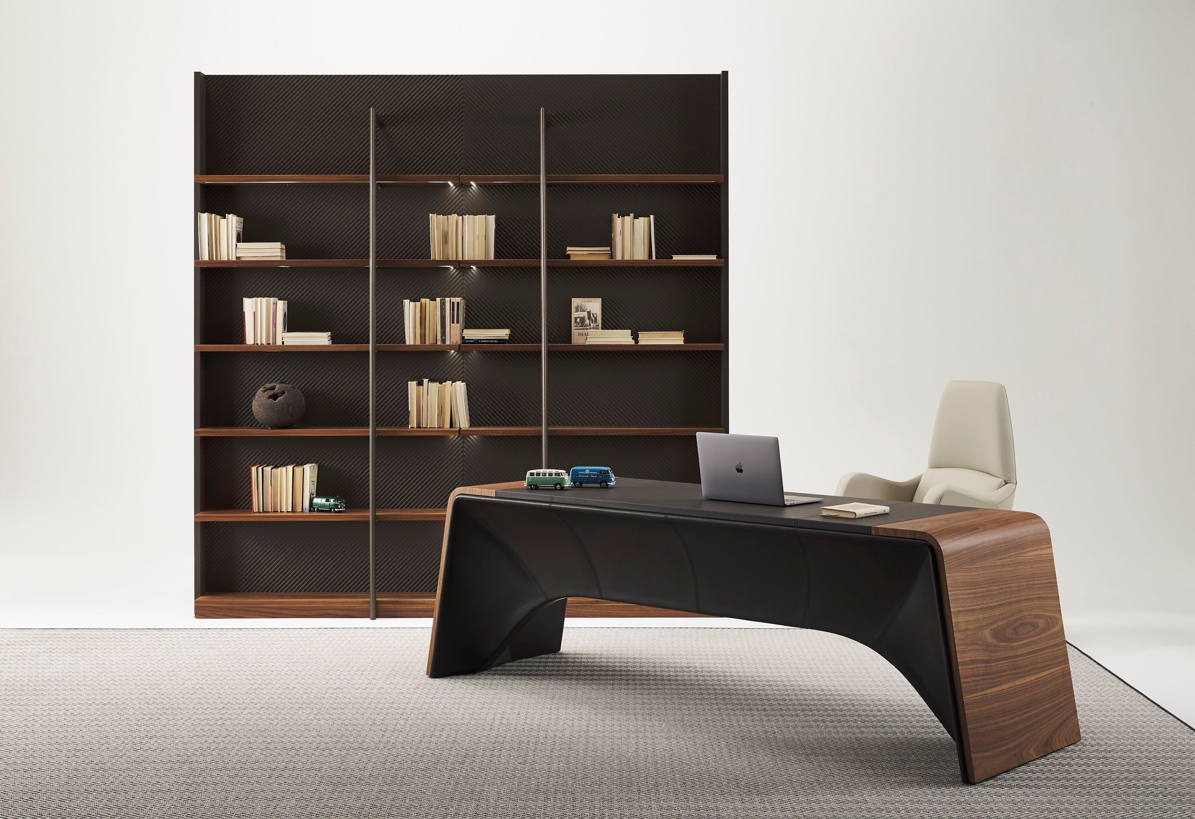 Кожаное офисное кресло с 5 спицами Casa Covre SANREMO ARCH-00144391 - Вид №5