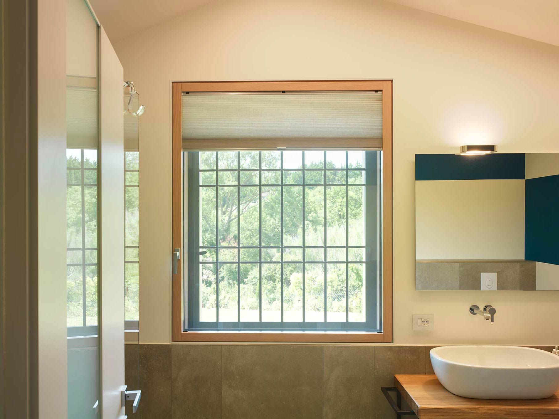 Деревянное окно с двойным остеклением Carminati Skyline System ARCH-00047345 - Вид №3