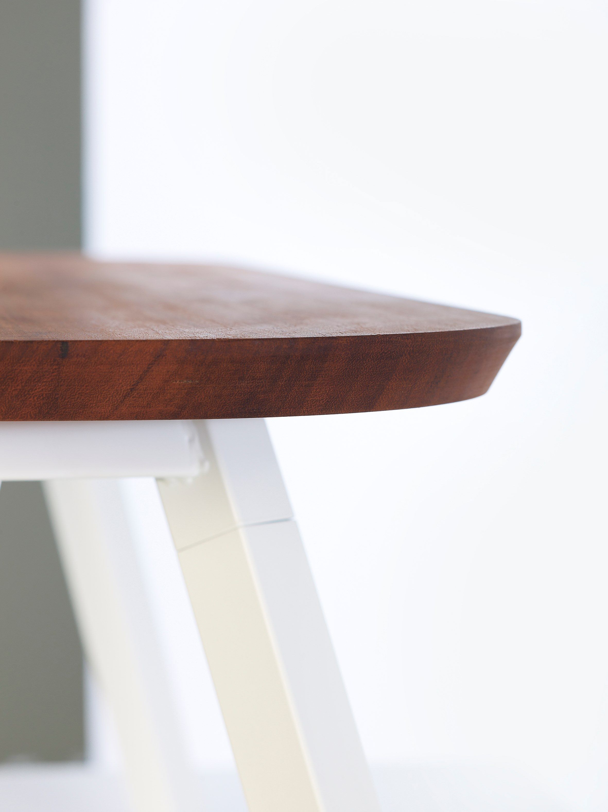 Садовая скамейка Iroko и окрашенная стальная основа RS Barcelona YOU AND ME ARCH-00089048 - Вид №7