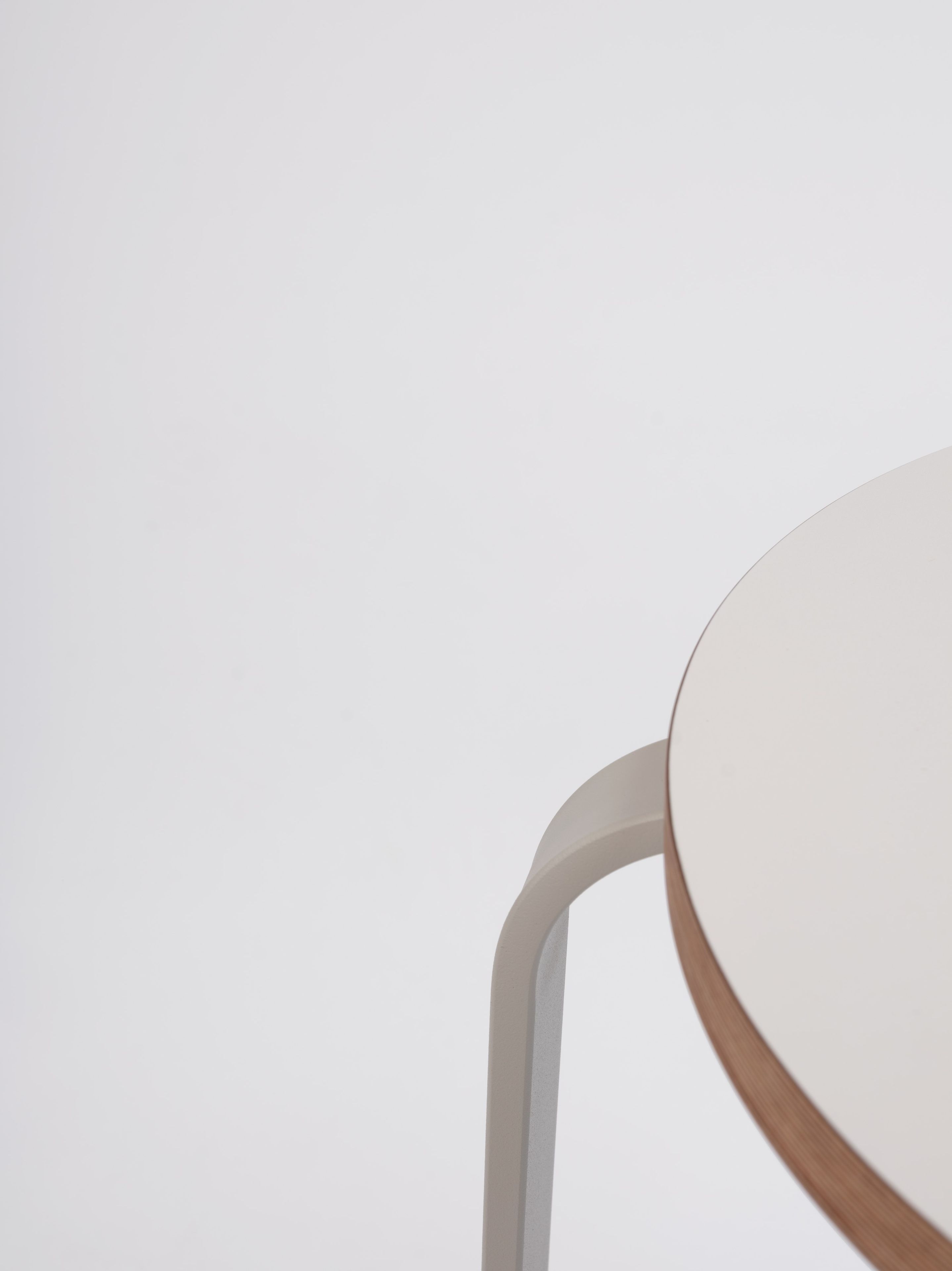 Стальной низкий стул ONDARRETA CHICO ARCH-00065794 - Вид №4