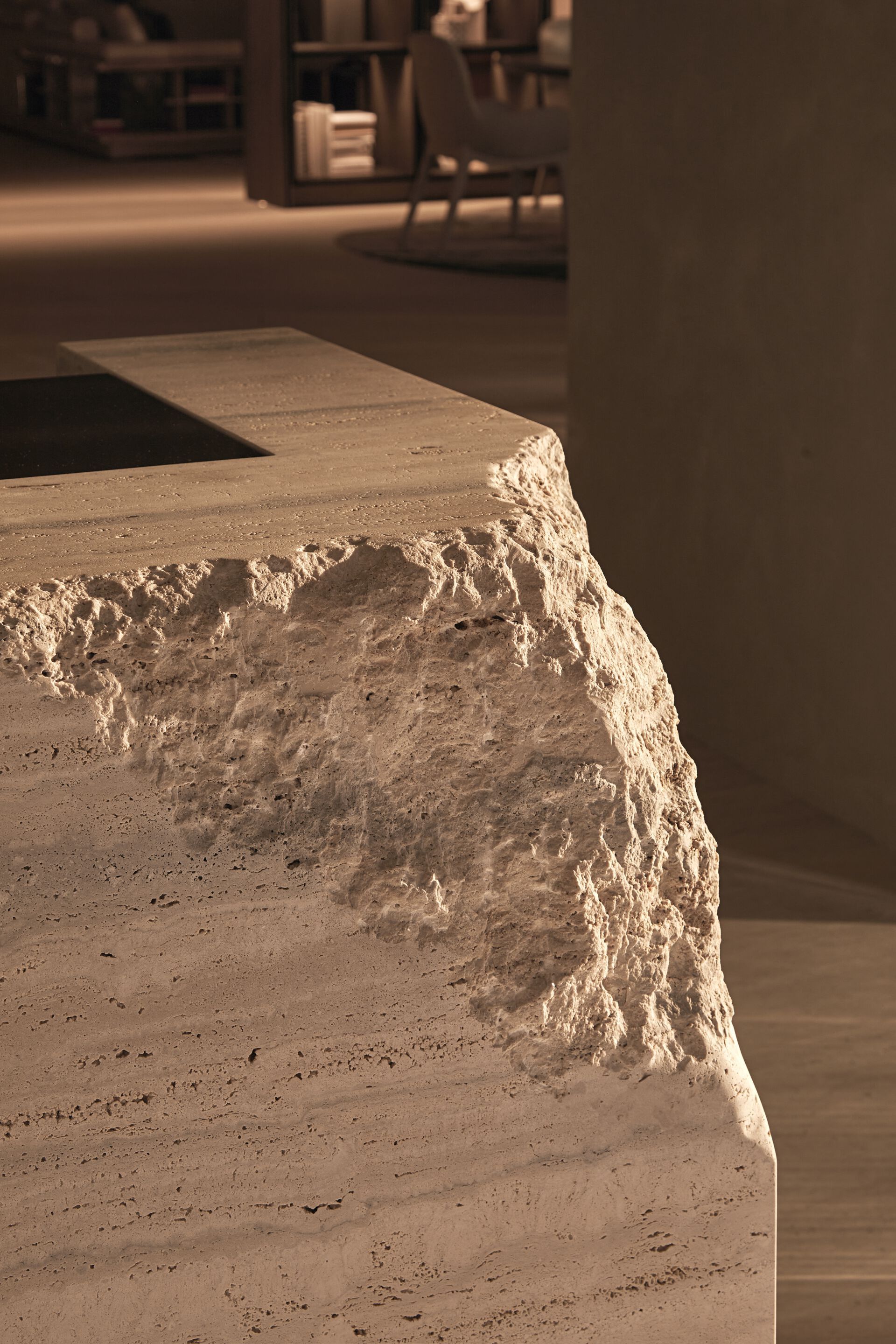 Стойка регистрации в травертине Visionnaire DOLMEN ARCH-00138433 - Вид №4