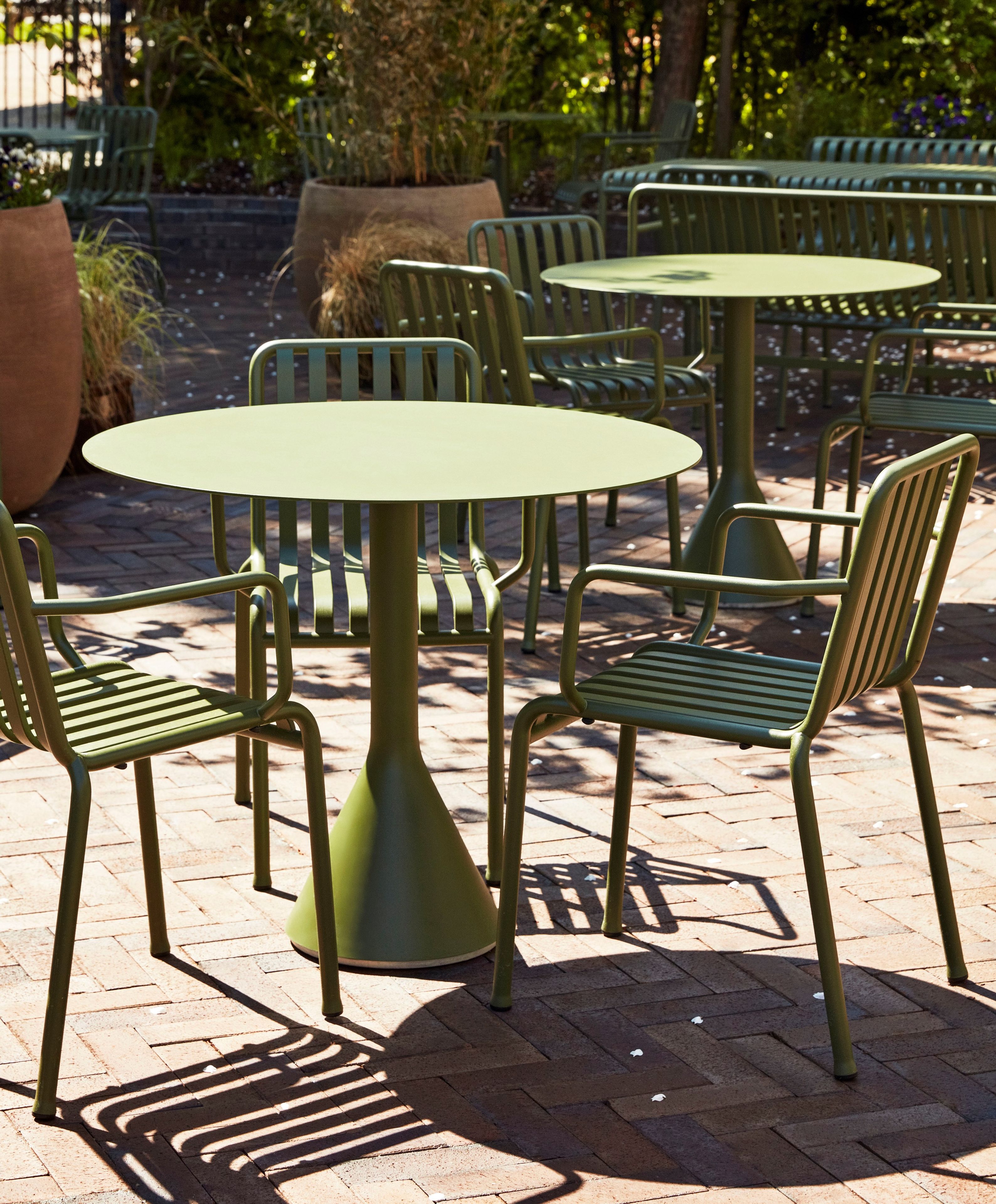 Стальной круглый садовый стол Hay Палисад ARCH-00035575 - Вид №15