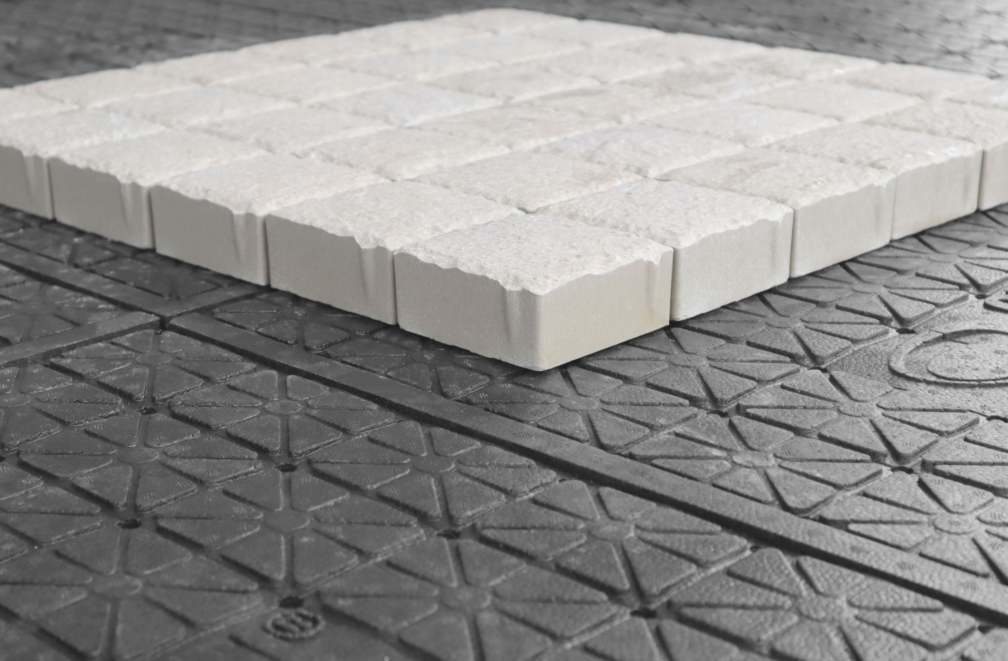 Синтетическая подставка для газона PIETRA SINTERIZZATA FAST BASE ARCH-00140936 - Вид №1