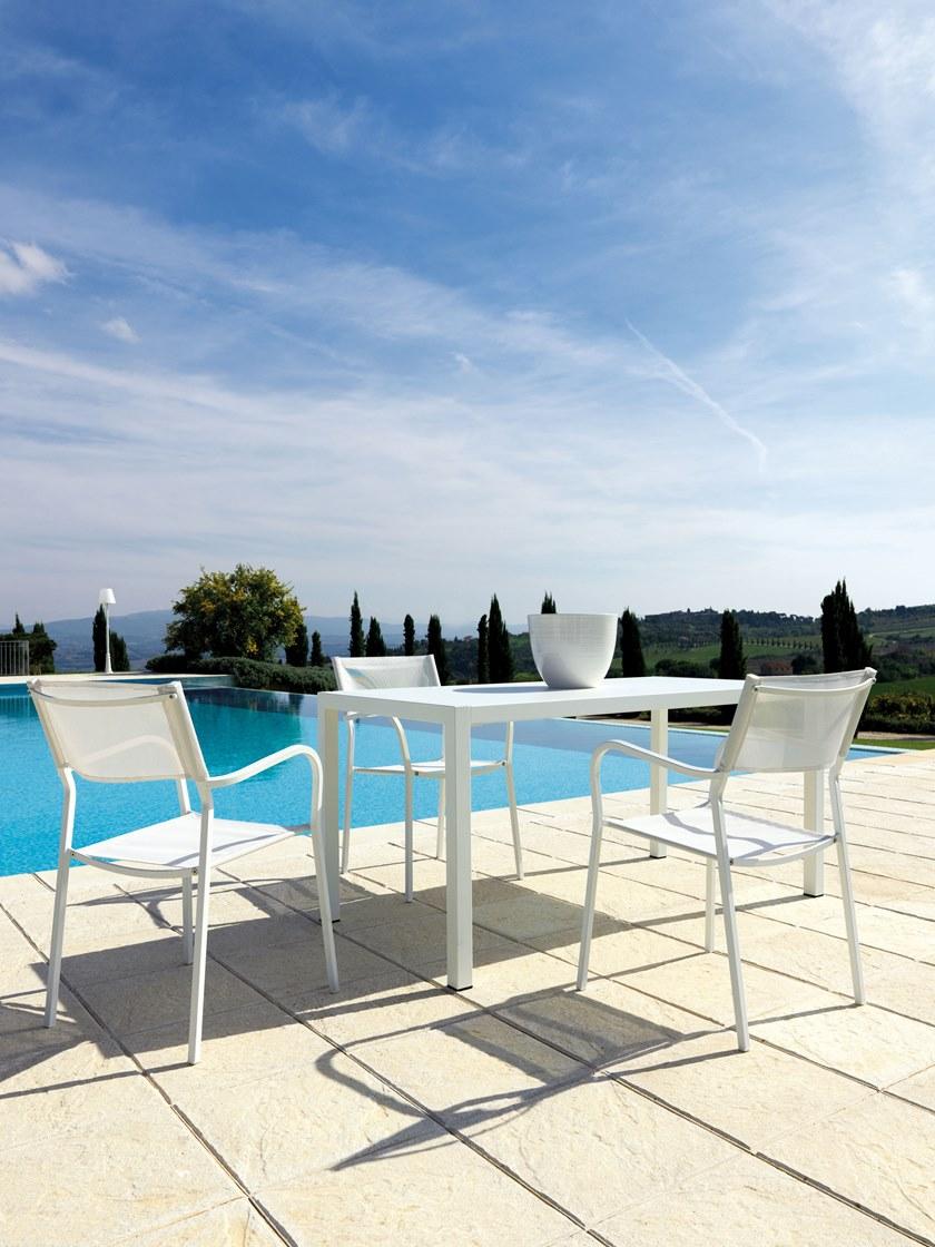 Vermobil Штабелируемый садовый стул из текспласта с подлокотниками Alice Ch1651 - Вид №3