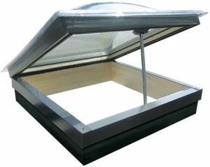 CLAUS Распашное деревянное мансардное окно с электроприводом