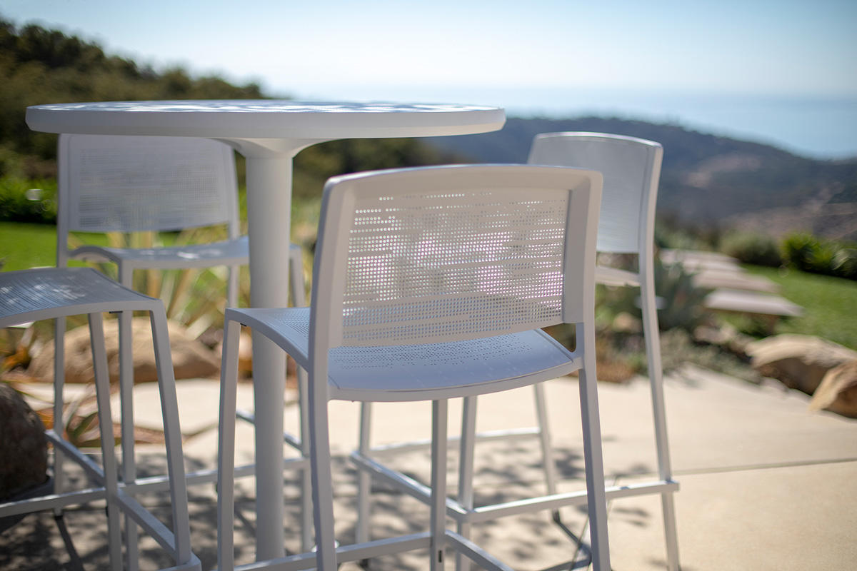 FSRT127 Стол на пьедестале Avivo  Forms-surfaces  - Вид №2