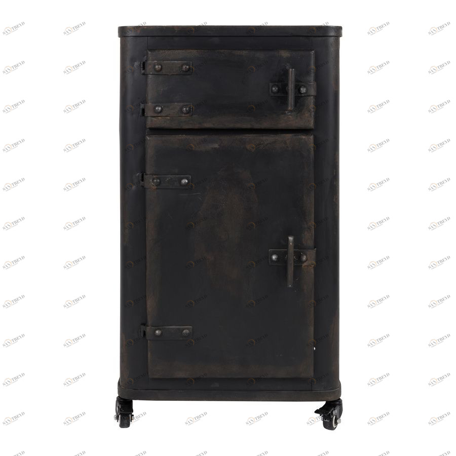 Шкаф-сервант Brooke Dutchbone 4100016