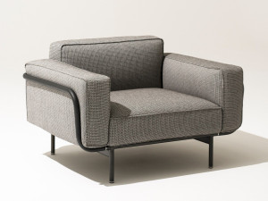 Тканевое садовое кресло с подлокотниками