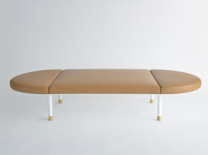 Кожаная мягкая скамья