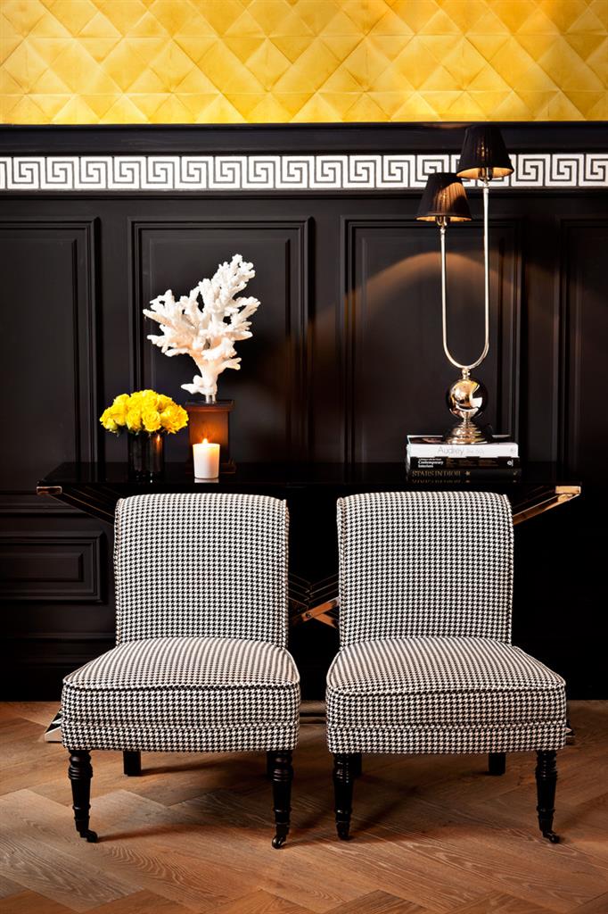 Кресло Berceau от Eichholtz серо-белое EICHHOLTZ ДИЗАЙНЕРСКИЕ, EICHHOLTZ 062232 Принт;черный;белый  - Вид №2