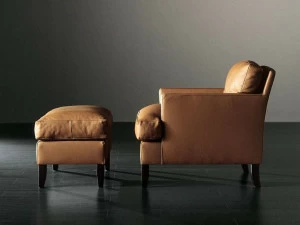 Meridiani Мягкое кожаное кресло с подлокотниками