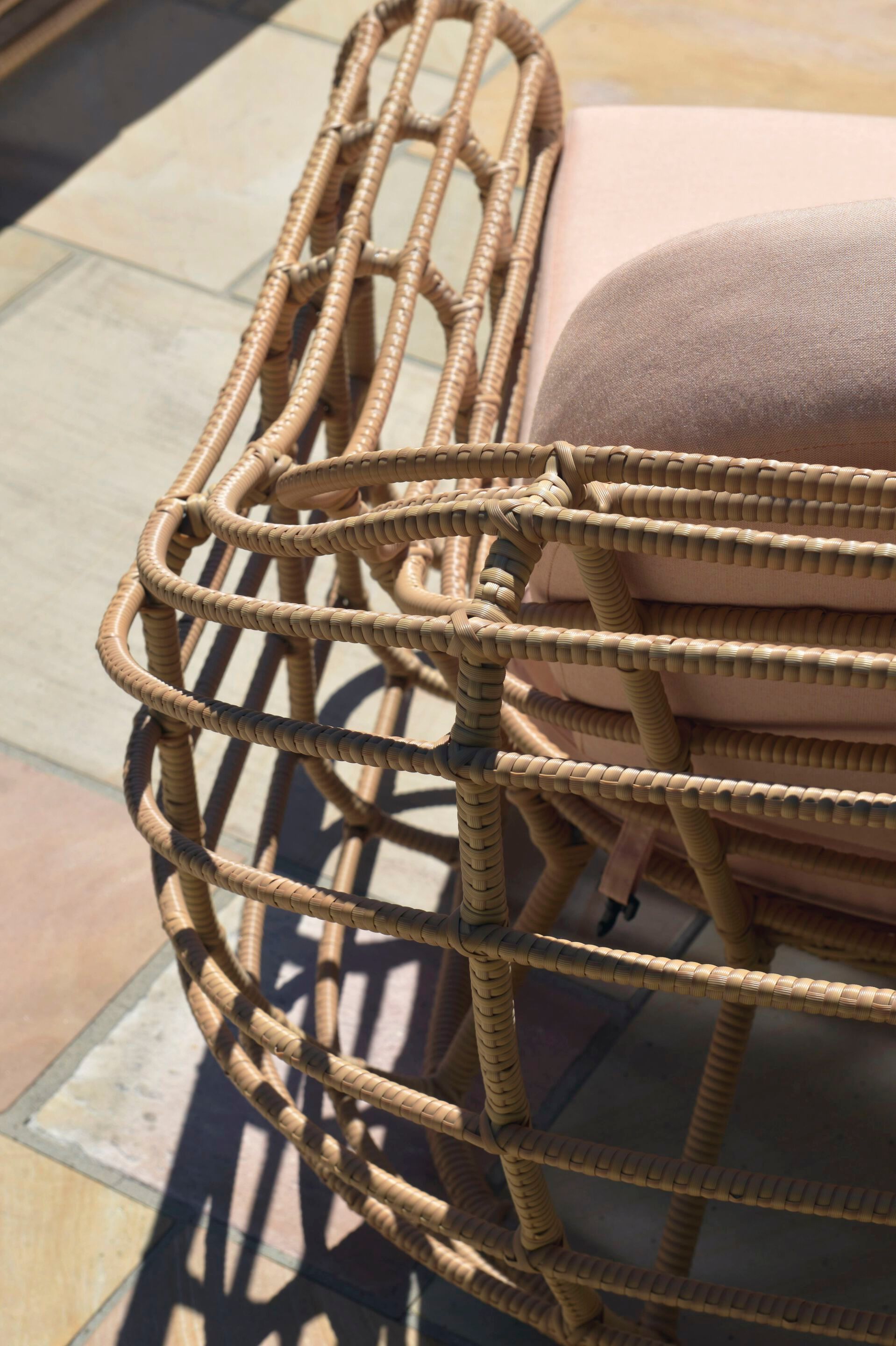 3-местный садовый диван из смолы Walters Mitzi ARCH-00146288 - Вид №10